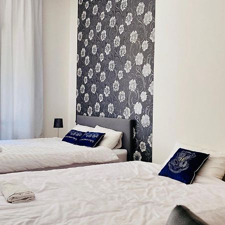 Hotel Apartment In Prague 2 Square المظهر الخارجي الصورة